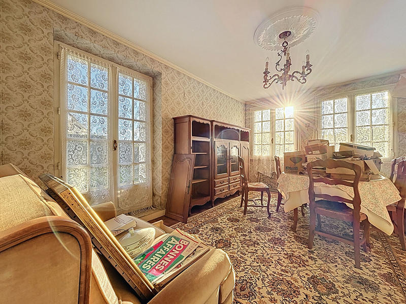 Maison - 90 m² - 4 pièces