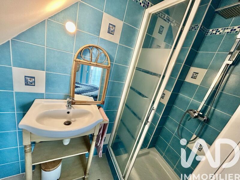 Maison - 205 m² - 5 pièces