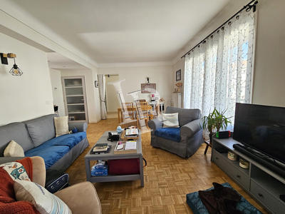 Appartement - 84 m² - 3 pièces