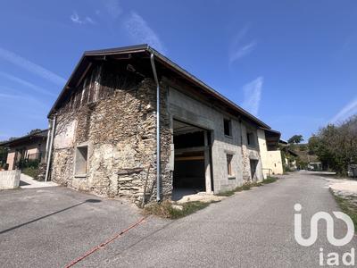 Maison - 140 m² - 4 pièces