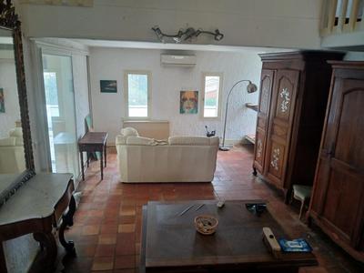 Maison traditionnelle - 112 m² - 6 pièces