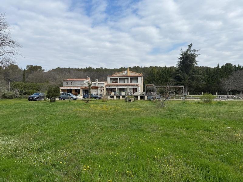 Maison - 160 m² - 7 pièces