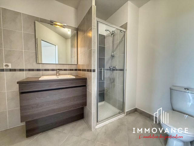 Appartement - 90 m² - 4 pièces