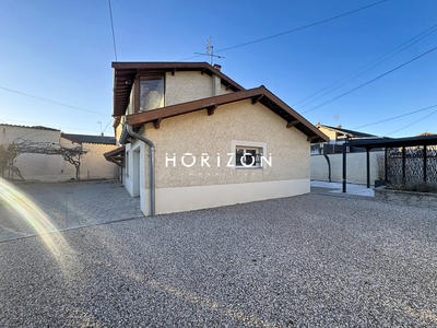 Maison ancienne - 204 m² - 8 pièces