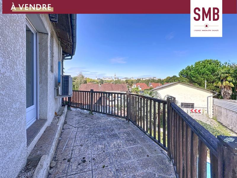 Maison - 179 m² - 7 pièces