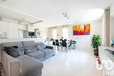 Appartement - 65 m² - 3 pièces