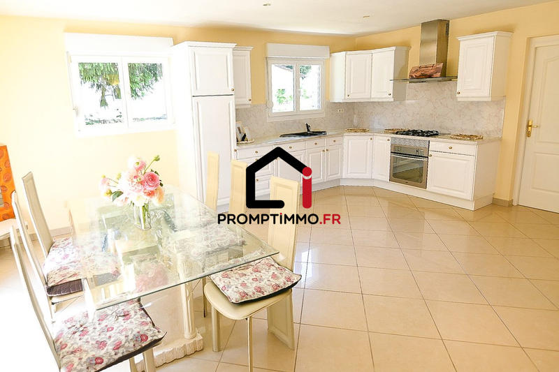 Maison - 95 m² - 5 pièces