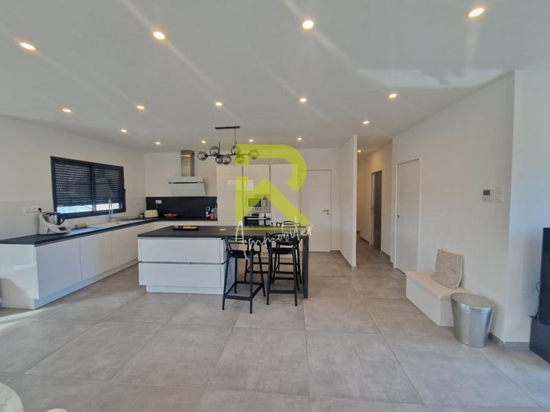 Maison - 103 m² - 4 pièces