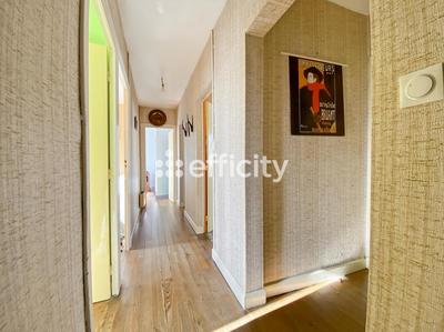 Maison - 84 m² - 4 pièces