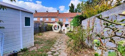 Maison - 95 m² - 5 pièces