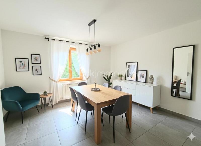 Maison - 122 m² - 6 pièces