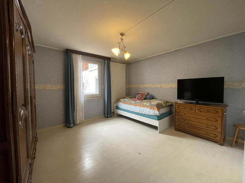 Maison - 102 m² - 4 pièces