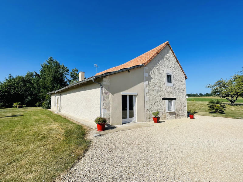 Maison - 221 m² - 7 pièces