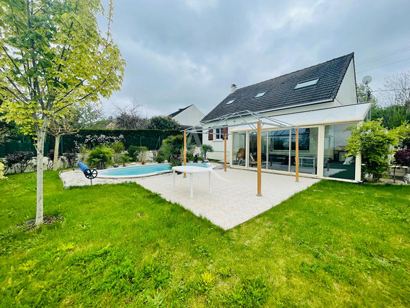 Maison - 161 m² - 7 pièces