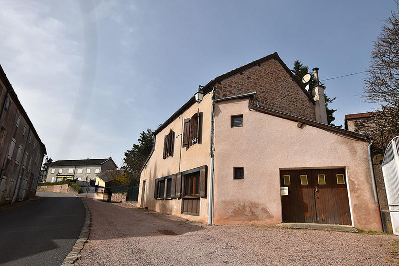 Maison - 140 m² - 6 pièces