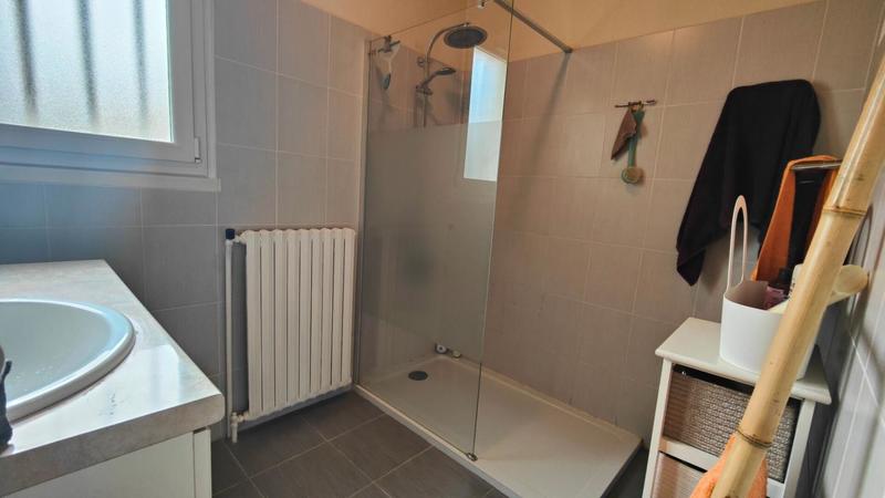 Pavillon - 110 m² - 5 pièces