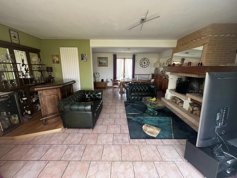 Maison - 161 m² - 6 pièces