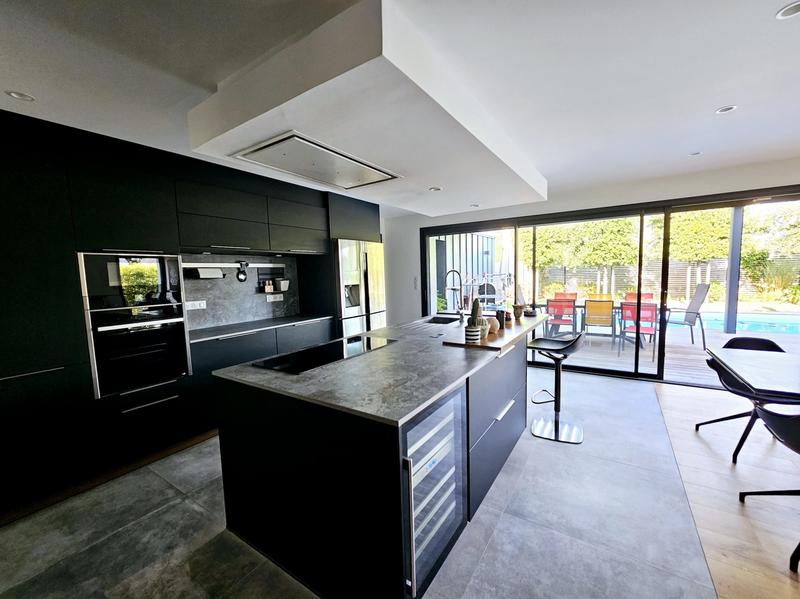 Maison - 157 m² - 7 pièces