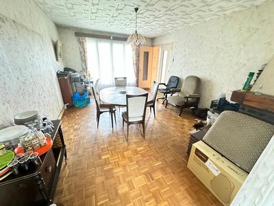 Maison - 86 m² - 4 pièces