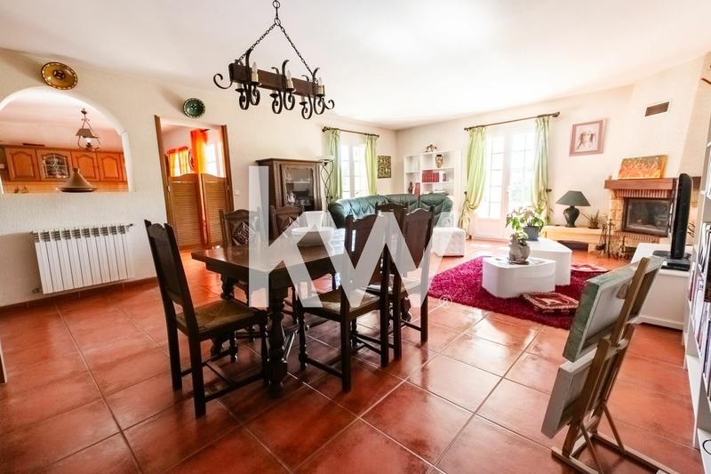 Maison - 150 m² - 7 pièces