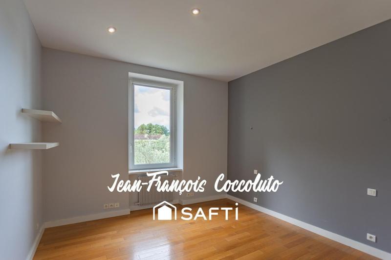 Maison de maîtres - 446 m² - 15 pièces