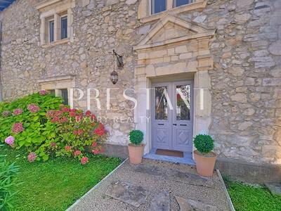 Maison - 152 m² - 5 pièces