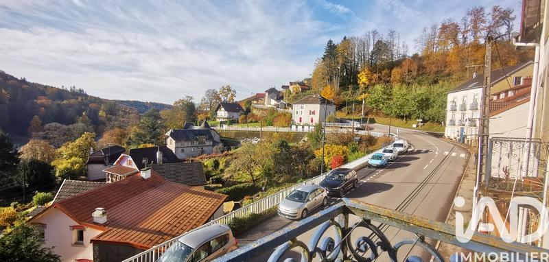 Maison - 237 m² - 10 pièces