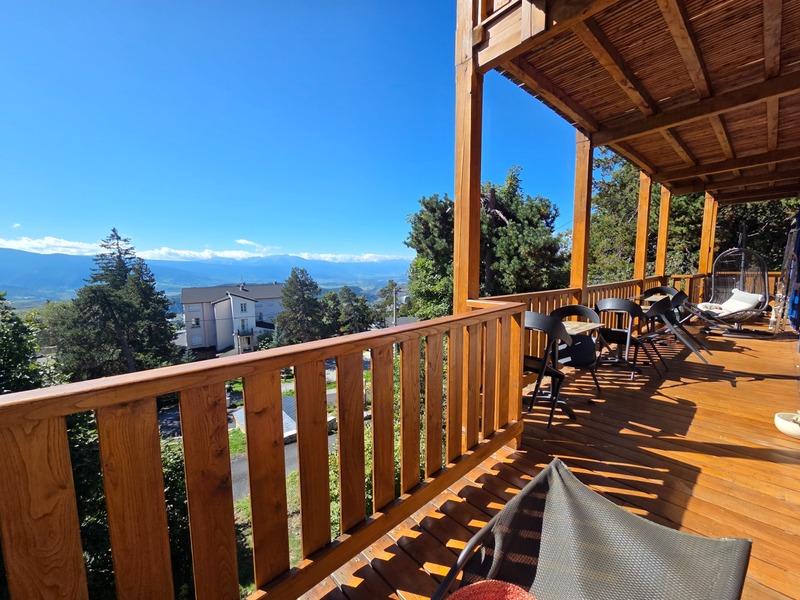 Maison - 400 m² - 12 pièces