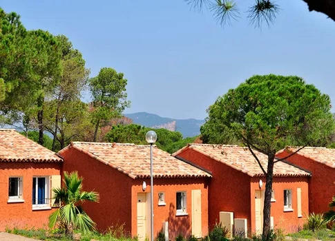 Maison - 85 m² - 6 pièces