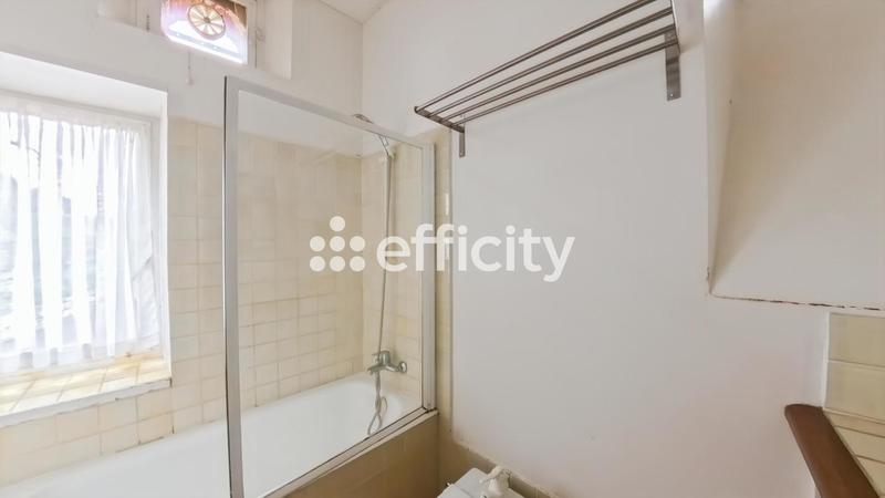 Maison en pierre - 441 m² - 13 pièces