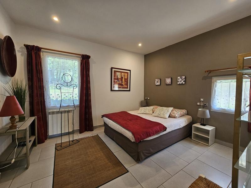 Maison ancienne - 280 m² - 11 pièces