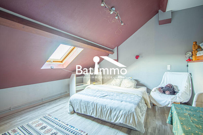 Maison - 85 m² - 6 pièces