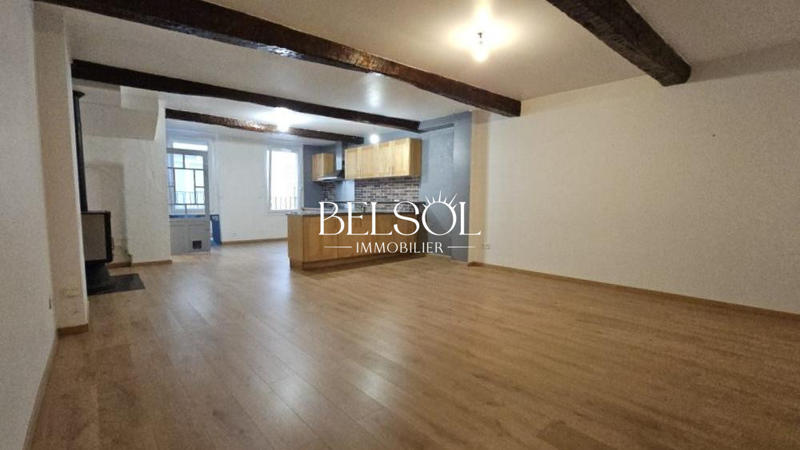 Maison - 93 m² - 4 pièces