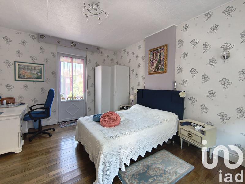 Maison - 188 m² - 8 pièces