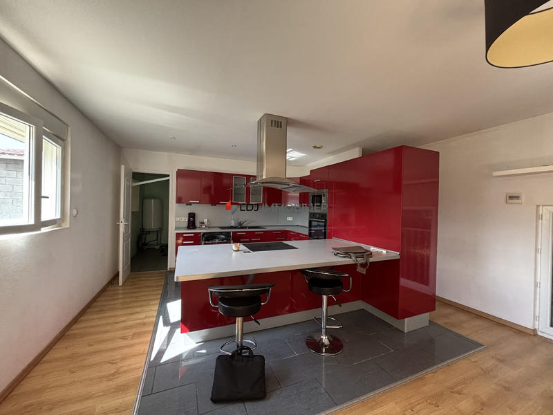 Local commercial - 1 410 m²