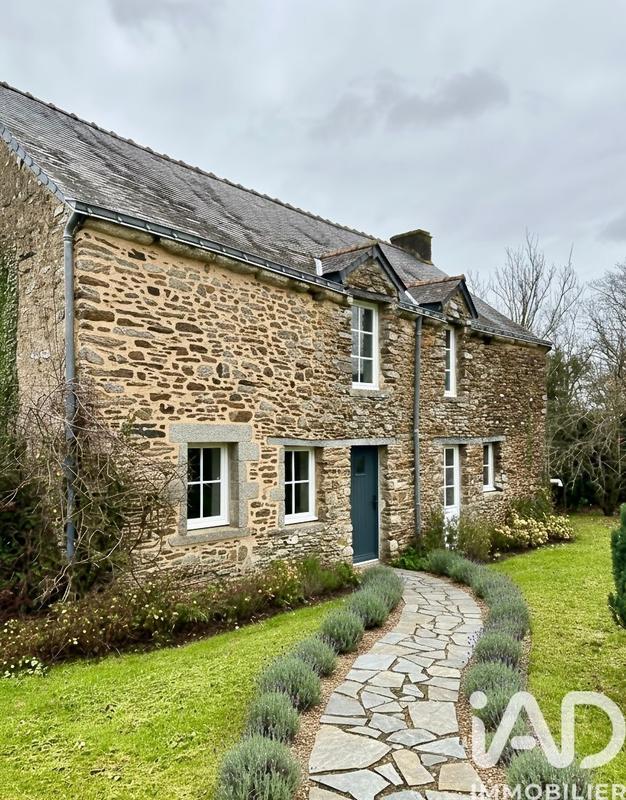 Maison de village - 110 m² - 3 pièces