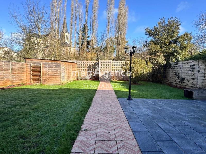 Maison - 92 m² - 4 pièces