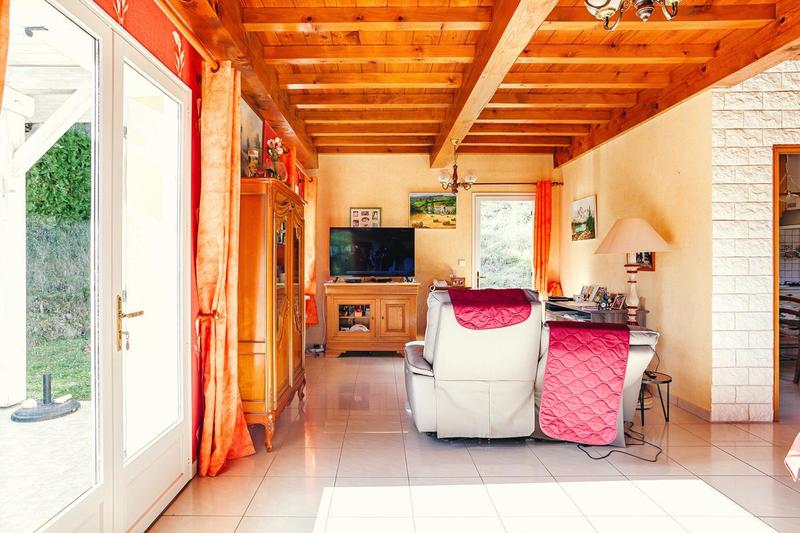 Maison traditionnelle - 146 m² - 6 pièces