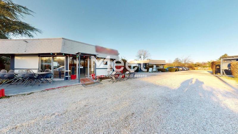 Maison - 306 m² - 20 pièces