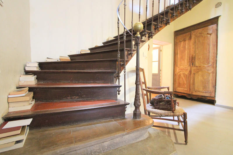 Maison - 681 m² - 21 pièces