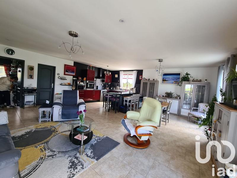 Maison - 102 m² - 4 pièces