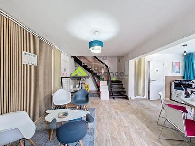 Local commercial - 240 m²