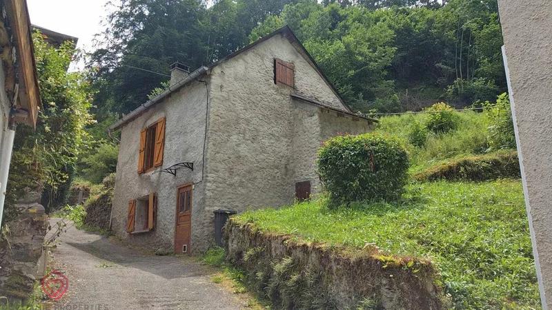 Propriété - 280 m² - 11 pièces