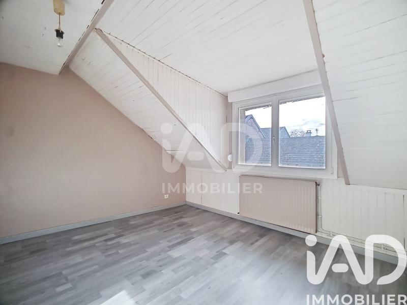 Maison - 99 m² - 5 pièces