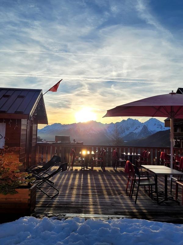 Fonds de commerce - 1 492 m²