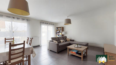 Maison - 90 m² - 4 pièces