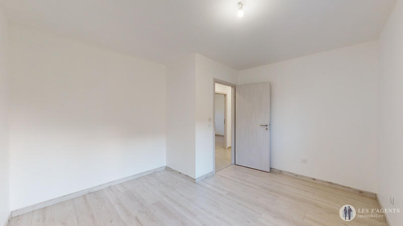 Appartement - 100 m² - 4 pièces