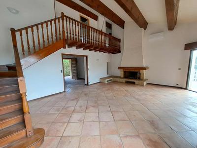 Maison - 184 m² - 5 pièces