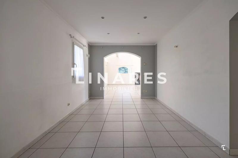 Maison - 179 m² - 6 pièces