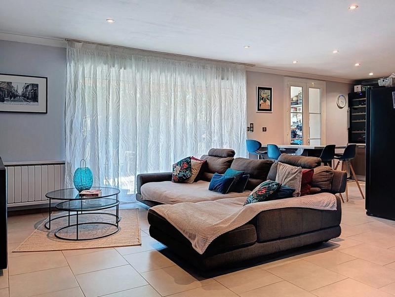 Maison - 111 m² - 5 pièces